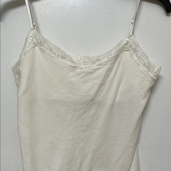 Aeropostale Tops - Aeropostale White Lace Trim Camisole